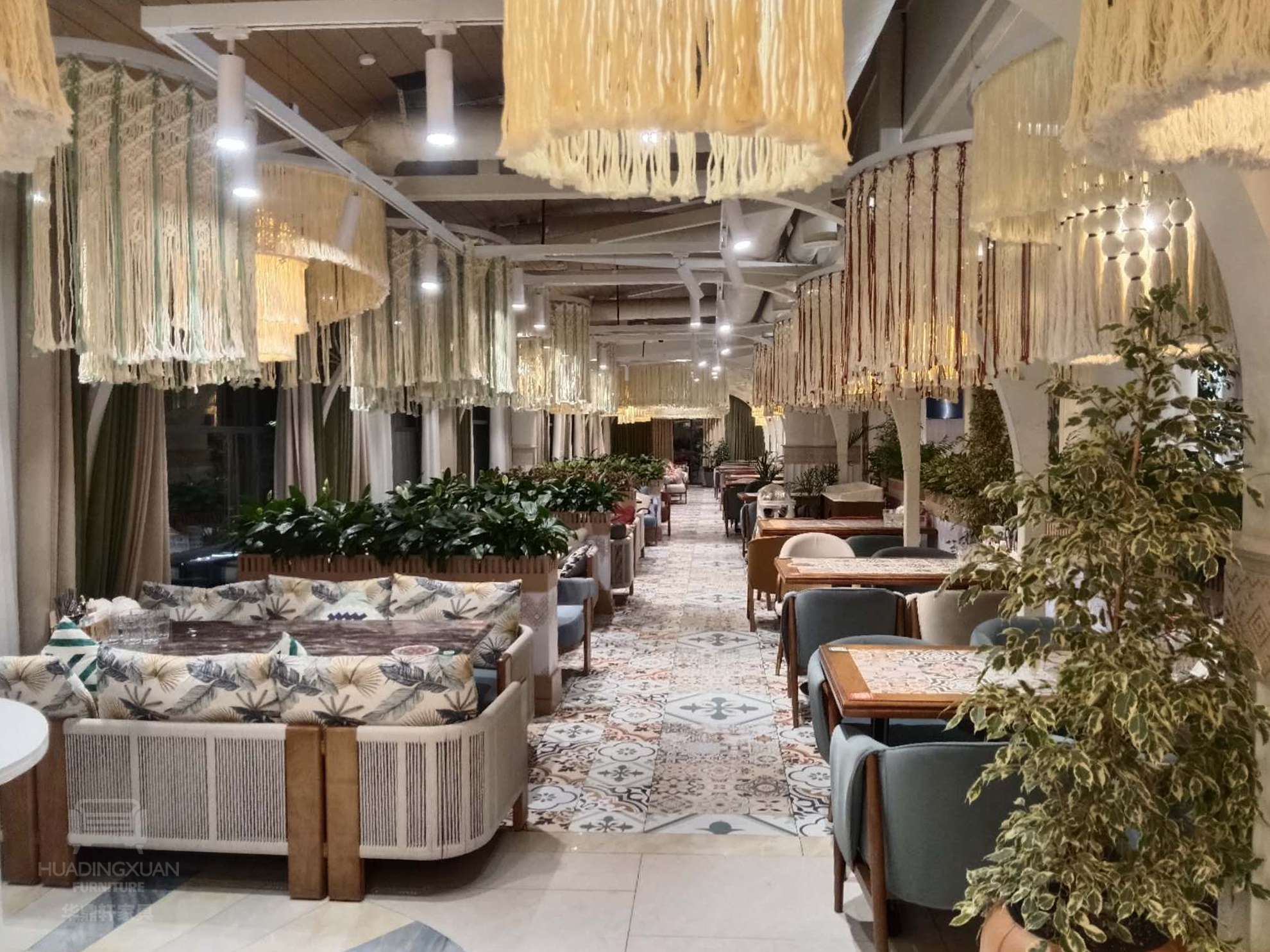 佛山家具源头工厂|一站式定制各类连锁餐饮专用家具